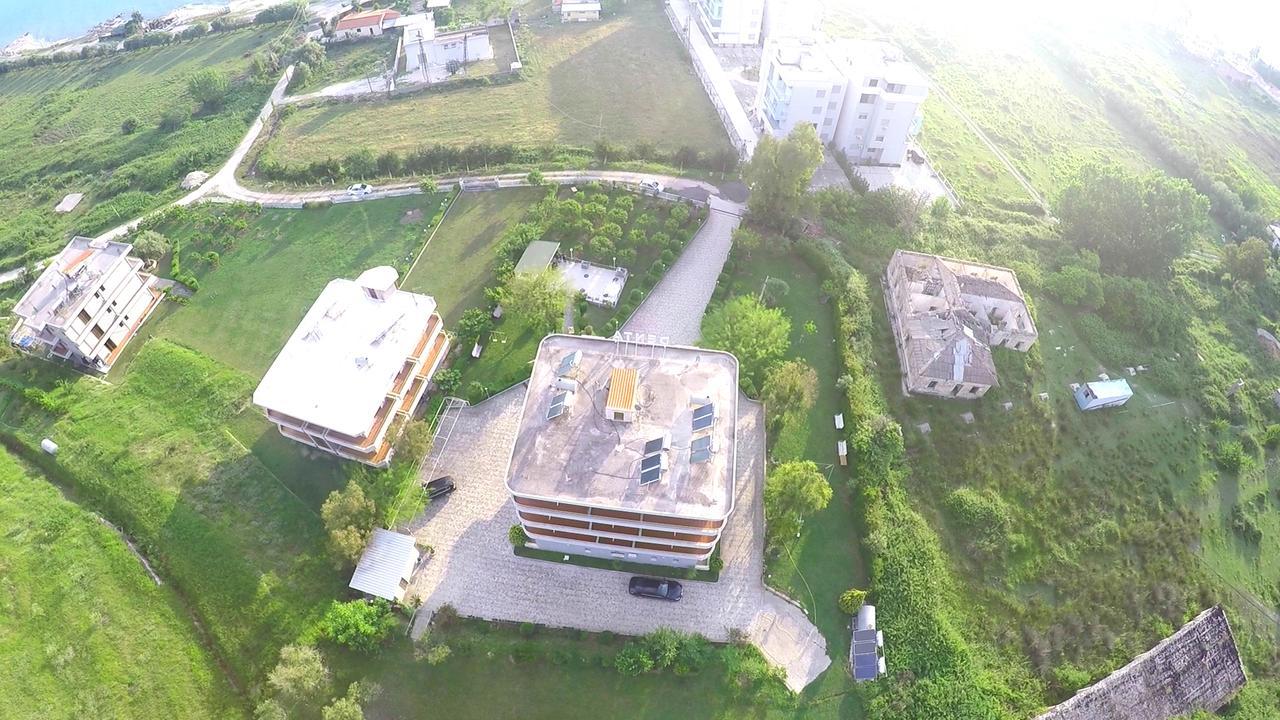 Hotel Denta Radhimë Exterior foto